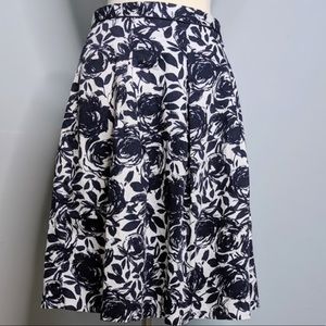 Mario Serrani floral skirt Navy White